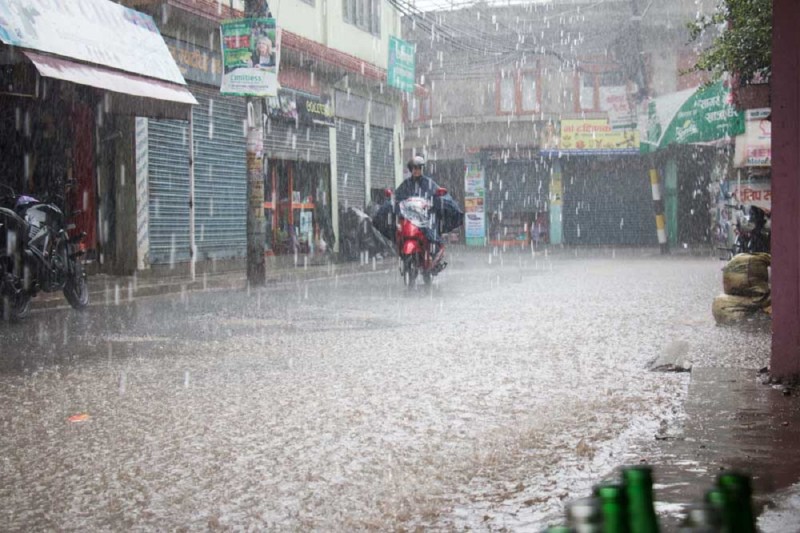 आज यी प्रदेशका केही स्थानमा भारी वर्षा हुने